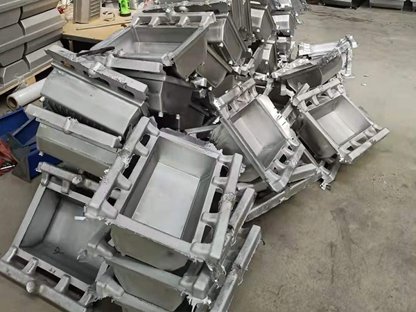 Low pressure cast aluminum product display